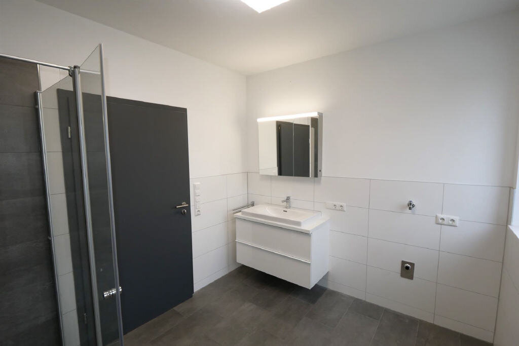 Wohnung zur Miete 1.000 € 3 Zimmer 115 m²<br/>Wohnfläche Weitramsdorf Weitramsdorf 96479