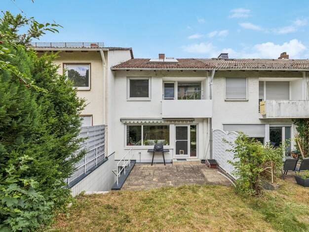 Reihenmittelhaus zum Kauf 199.000 € 4 Zimmer 100 m² 185 m² Grundstück Innenstadt Hof 95030