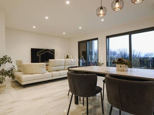 Haus zur Miete 3.500 € 4 Zimmer 220 m² Glavani, Kostrena Kostrena
