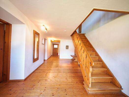 Einfamilienhaus zum Kauf 775.000 € 8 Zimmer 225 m² 2.000 m² Grundstück Mühlen Vachendorf 83377