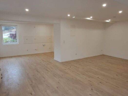 Studio zur Miete 750 € 1 Zimmer 80 m² EG Ernstweiler/Bubenhausen Zweibrücken 66482