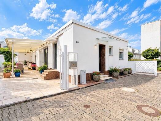 Bungalow zum Kauf 629.000 € 3 Zimmer 122,5 m² 312 m² Grundstück frei ab sofort Rhönstraße Bischofsheim Maintal 63477