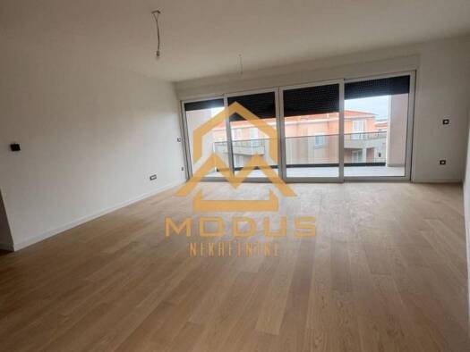 Penthouse zum Kauf - Erstbezug 568.000 € 3 Zimmer 147,4 m² Geschoss 2/2 Podstrana 21312