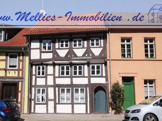 Haus zum Kauf 178.000 € 7 Zimmer 105 m² 126 m² Grundstück Salzwedel Salzwedel 29410