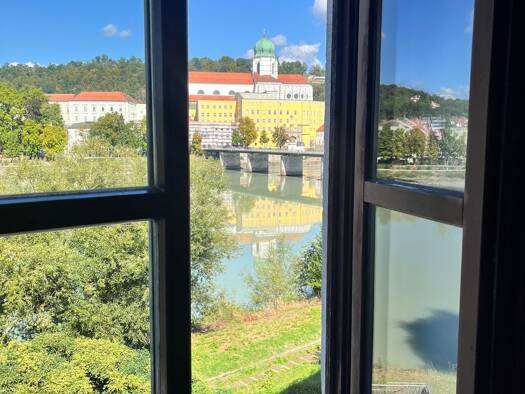 Wohnung zur Miete 550 € 2 Zimmer 60 m² Geschoss 3/3 frei ab 15.10.2026 Lederergasse 18 Innstadt Passau 94032