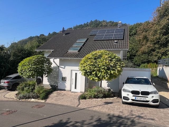 Einfamilienhaus zum Kauf 550.000 € 4 Zimmer 132 m²<br/>Wohnfläche 670 m²<br/>Grundstück Blümchesfeld 26 Saarburg Saarburg 54439