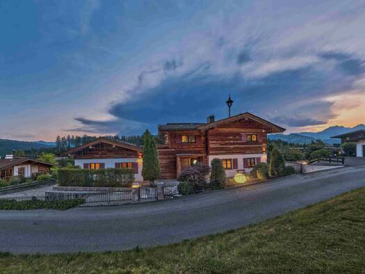 Einfamilienhaus zum Kauf provisionsfrei 5.400.000 € 5 Zimmer 318 m² 682 m² Grundstück Kitzbühel 6370