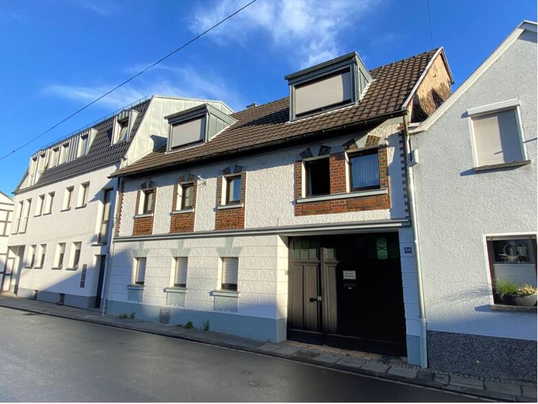 Haus zum Kauf 420.000 € 10 Zimmer 217 m² 318 m² Grundstück Graurheindorf Bonn 53117