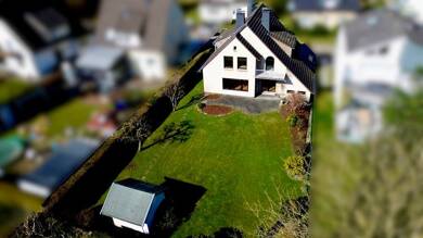 Einfamilienhaus zum Kauf 475.000 € 7 Zimmer 163 m² 733 m² Grundstück Neheim-Hüsten Arnsberg / Neheim 59755