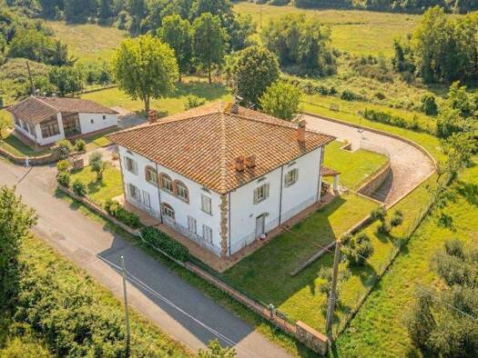 Bauernhaus zum Kauf 669.000 € 12 Zimmer 480 m² 3.000 m² Grundstück Panoramablick Arezzo 52100