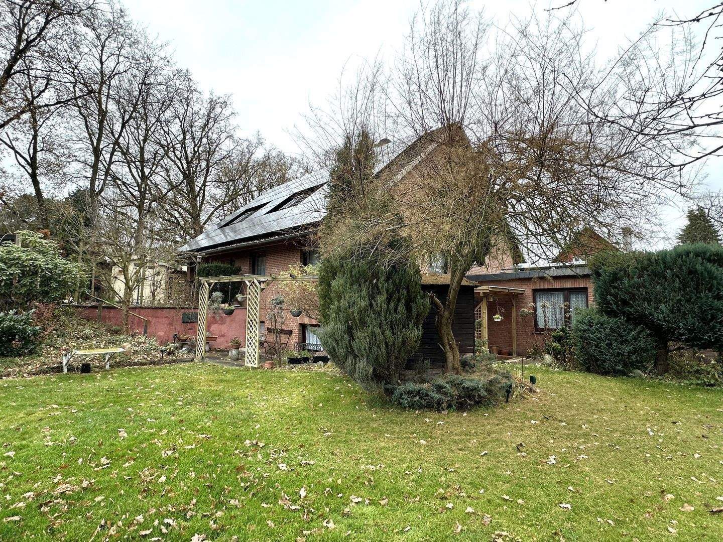 Immobilie in Bad Bodenteich - Einfamilienhaus mit Einliegerwohnung in Bad Bodenteich OT Häcklingen - Bild 0