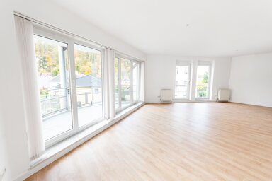 Wohnung zur Miete 650 € 3 Zimmer 93 m² 2. Geschoss frei ab sofort Beethovenstr. 27 Debschwitz 1 Gera 07548