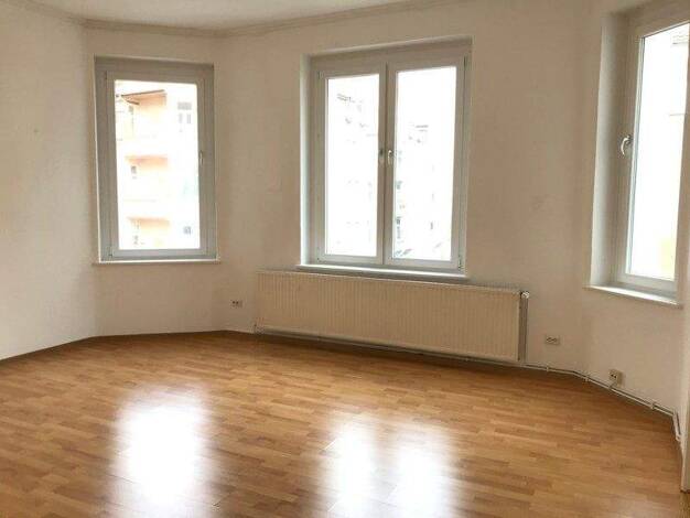 Wohnung zur Miete 1.424 € 3 Zimmer 99 m² 2. Geschoss frei ab 30.04.2026 Husarenstraße 3 List Hannover 30163