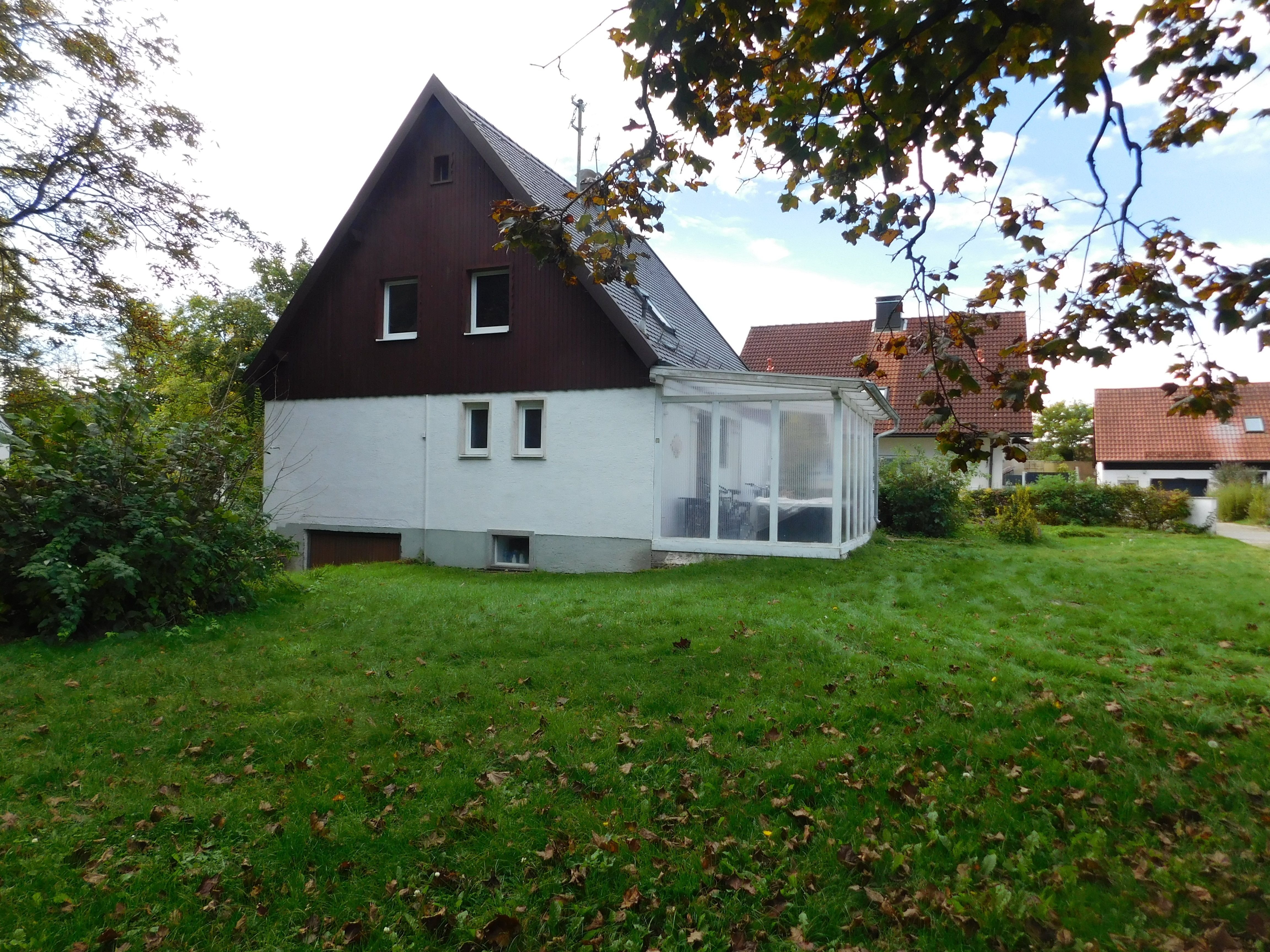 Einfamilienhaus zum Kauf 599.000 € 4 Zimmer 102 m²<br/>Wohnfläche 1.299 m²<br/>Grundstück ab sofort<br/>Verfügbarkeit Wehringen 86517