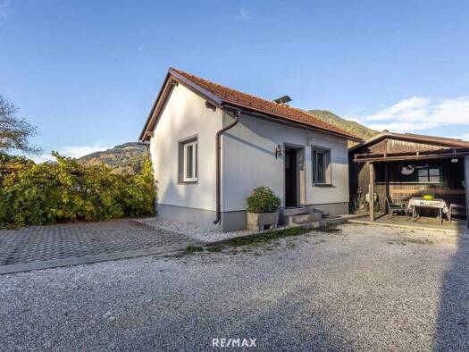 Bauernhaus zum Kauf 360.000 € 3 Zimmer 100 m² 2.700 m² Grundstück Landskron 9523