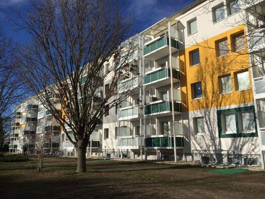 Wohnung zur Miete 417 € 3 Zimmer 60,5 m² 2. Geschoss frei ab sofort Schladebacher Str. 41 Bad Dürrenberg 06231