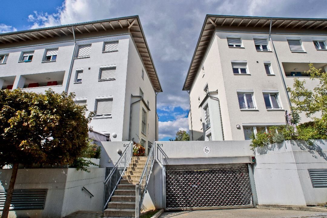 Maisonette zur Miete 1.392 € 4,5 Zimmer 123,5 m²<br/>Wohnfläche 2.<br/>Geschoss 01.11.2024<br/>Verfügbarkeit Käthe-Kollwitz-Weg 5 Plochingen 73207