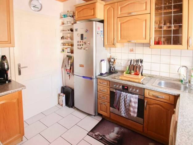 Wohnung zum Kauf 289.000 € 4,5 Zimmer 93,2 m² 2. Geschoss Weststadt Reutlingen 72762