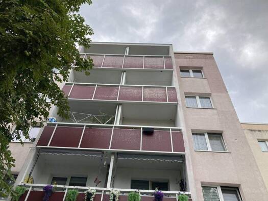 Wohnung zur Miete 330 € 3 Zimmer 57,8 m² 4. Geschoss Erhard-Hübener-Straße 33 Silberhöhe Halle (Saale) 06132