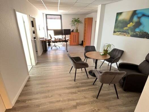 Bürofläche zur Miete 740 € 3 Zimmer 100 m² Bürofläche Altstadt Stralsund 18439