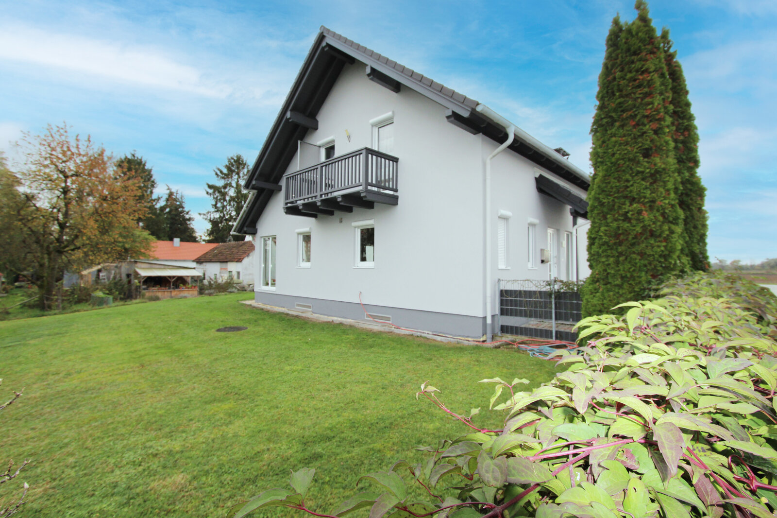 Einfamilienhaus zum Kauf 635.000 € 6 Zimmer 172 m²<br/>Wohnfläche 1.360 m²<br/>Grundstück Pilstingermoos Pilsting 94431