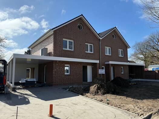 Mehrfamilienhaus zum Kauf provisionsfrei 435.000 € 106 m² 371 m² Grundstück Zetel 26340