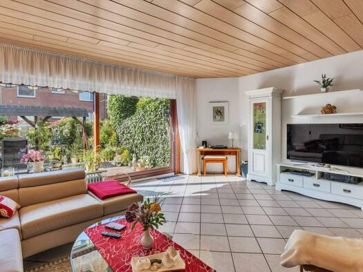 Reihenmittelhaus zum Kauf 349.000 € 5 Zimmer 148,3 m² 234,5 m² Grundstück Reinfeld 23858