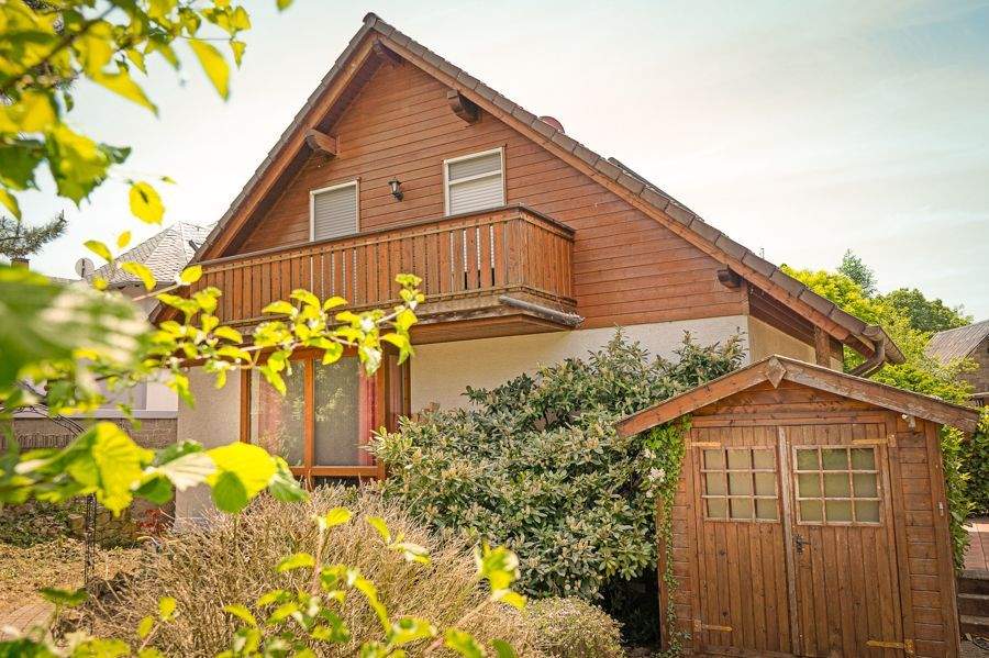 Immobilie in Bell - Schönes Einfamilienhaus mit herrlichem Garten - Bild 0