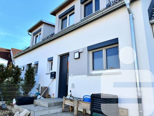 Reihenmittelhaus zur Miete 1.700 € 5 Zimmer 125 m² 217 m² Grundstück frei ab 01.07.2026 Hilpoltstein 91161