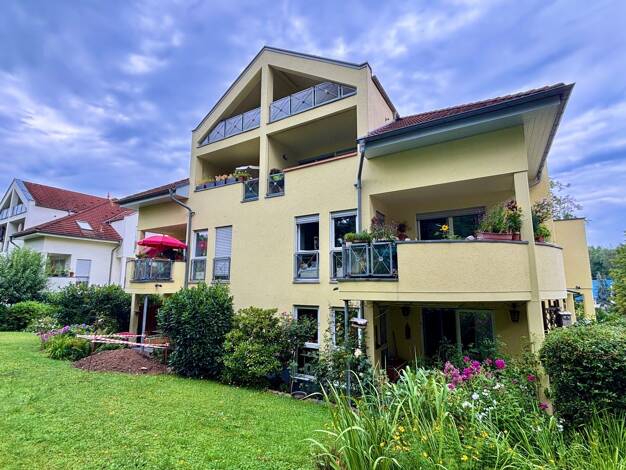 Wohnung zum Kauf 125.000 € 2 Zimmer 46 m² 1. Geschoss Bühlau/Weißer Hirsch Ortsamtsbereich Loschwitz 01324