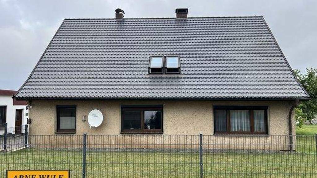 Einfamilienhaus zum Kauf 275.000 € 7 Zimmer 176,4 m² 3.605 m² Grundstück Hohen Pritz 19406