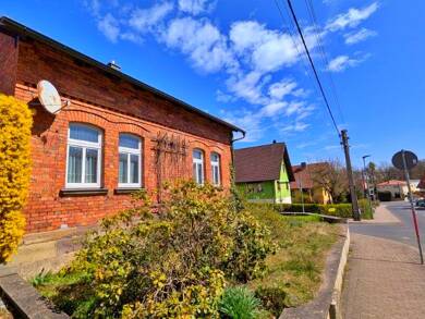 Einfamilienhaus zum Kauf 119.500 € 5 Zimmer 100 m² 596 m² Grundstück Hildburghausen Hildburghausen 98646