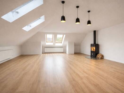 Maisonette zur Miete 1.100 € 4 Zimmer 108 m² frei ab 01.07.2026 Untermhaus Gera 07548