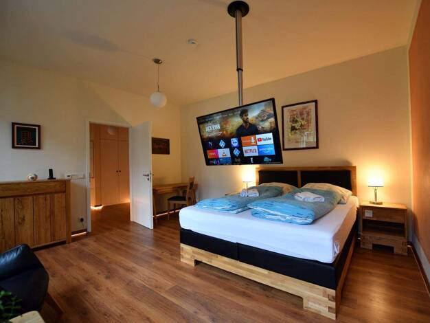 Studio zur Miete Wohnen auf Zeit 1.800 € 1 Zimmer 43 m² frei ab 28.03.2026 Gostenhof Nürnberg 90443