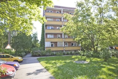 Wohnung zur Miete 200 € 1 Zimmer 34,4 m² 4. Geschoss Hans-Dittmar-Str. 13 Ortslage Trotha Halle (Saale) 06118