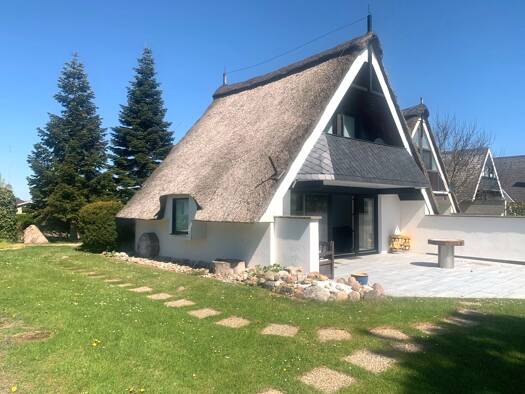 Ferienhaus zum Kauf 348.000 € 2 Zimmer 63 m² 580 m² Grundstück frei ab sofort Am Hohen Ufer 125 Großenbrode Großenbrode 23775