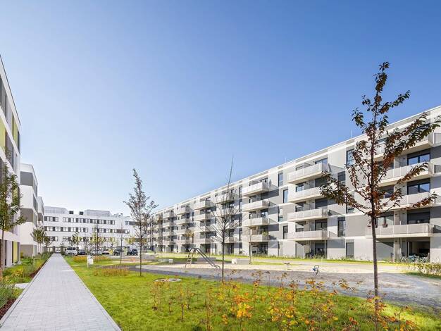 Wohnung zur Miete 1.169 € 2 Zimmer 82,6 m² EG frei ab 01.10.2026 Angerstraße 22 Schönefeld Schönefeld 12529
