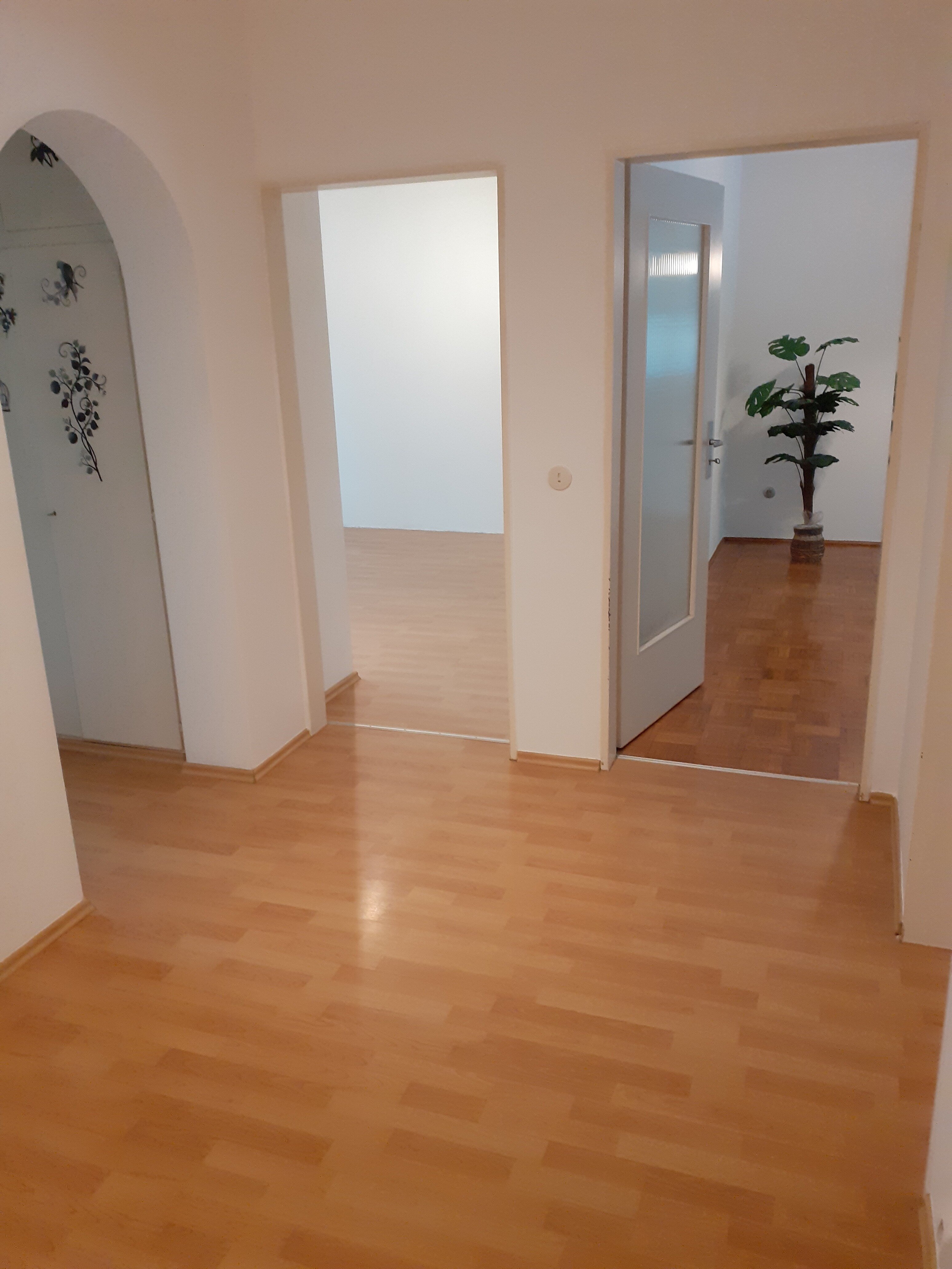 Wohnung zur Miete 750 € 3 Zimmer 79 m²<br/>Wohnfläche EG<br/>Geschoss ab sofort<br/>Verfügbarkeit Husumer Straße 14 Thon Nürnberg 90425