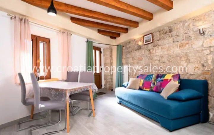 Haus zum Kauf 495.000 € 3 Zimmer 159 m²<br/>Wohnfläche Hvar