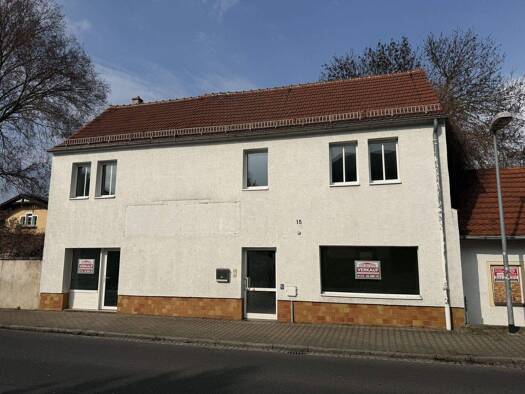 Haus zum Kauf provisionsfrei 189.000 € 8 Zimmer 100,8 m² 125 m² Grundstück Radeberger Straße 15 Radeburg 01471