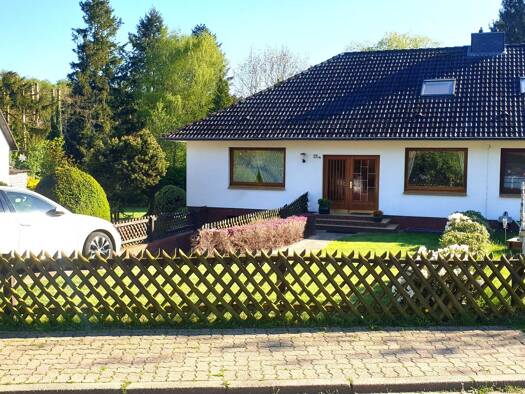 Haus zum Kauf provisionsfrei 399.000 € 6 Zimmer 150 m² 755 m² Grundstück Am Berge 25 A Elstorf Neu Wulmstorf 21629