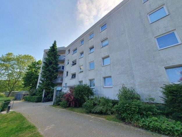 Wohnung zur Miete 838 € 3 Zimmer 85,5 m² 2. Geschoss frei ab 28.02.2026 Lahnstr. 22 Weststadt Braunschweig 38120