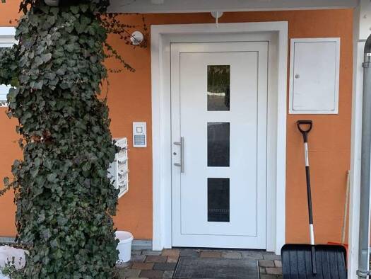 Wohnung zum Kauf 159.000 € 2 Zimmer 58,4 m² 1. Geschoss Neuhausen 94560