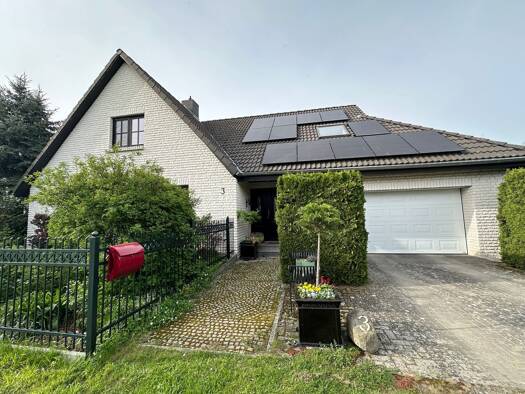 Einfamilienhaus zum Kauf provisionsfrei 649.000 € 7 Zimmer 280 m² 3.600 m² Grundstück Wulkow Neuhardenberg 15320