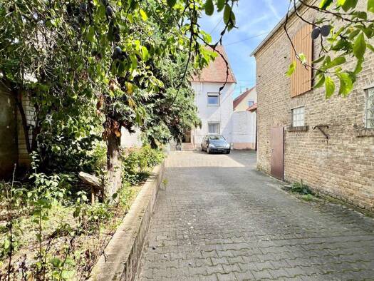 Haus zum Kauf 647.000 € 7 Zimmer 158 m² 458 m² Grundstück Erbenheim Wiesbaden 65205