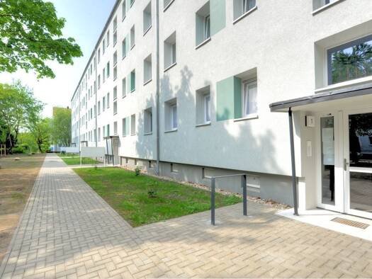 Wohnung zur Miete 499 € 3 Zimmer 58,7 m² 3. Geschoss Warschauer Straße 3 Südstadt Süd 06130