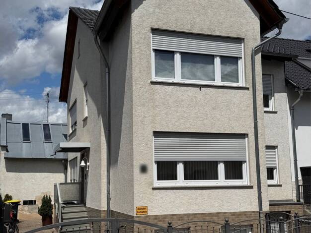 Einfamilienhaus zum Kauf 275.000 € 5 Zimmer 120 m² 150 m² Grundstück Ochtendung 56299