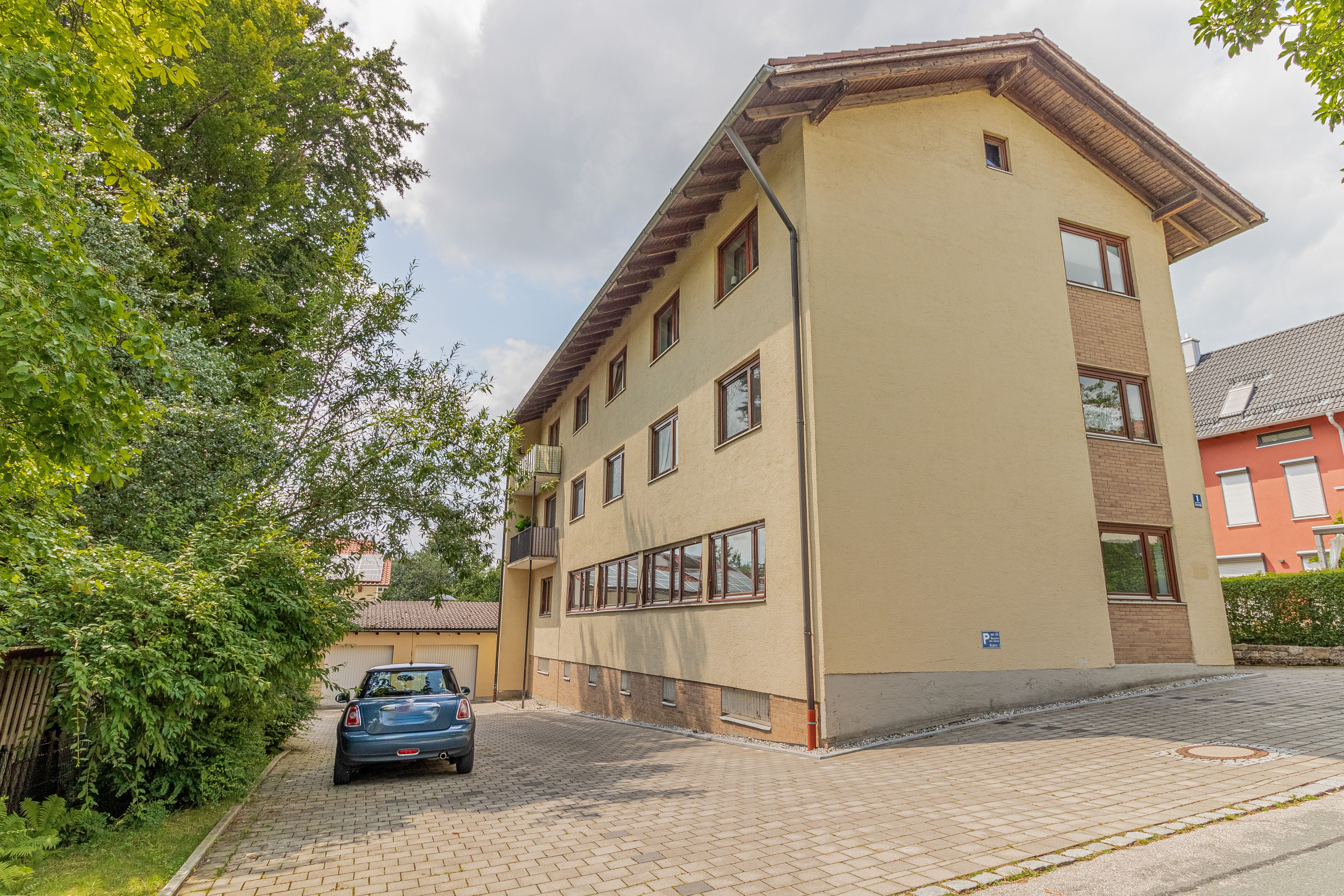 Mehrfamilienhaus zum Kauf 1.195.000 € 18 Zimmer 370 m²<br/>Wohnfläche 682 m²<br/>Grundstück Ebersberg Ebersberg 85560