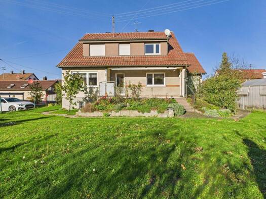 Einfamilienhaus zum Kauf 720.000 € 7 Zimmer 200 m² 923 m² Grundstück Magstadt 71106