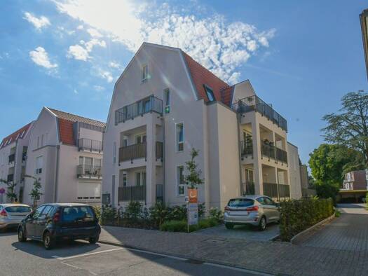 Wohnung zur Miete 720 € 1 Zimmer 43,8 m² 1. Geschoss frei ab sofort Osternburg Oldenburg 26135